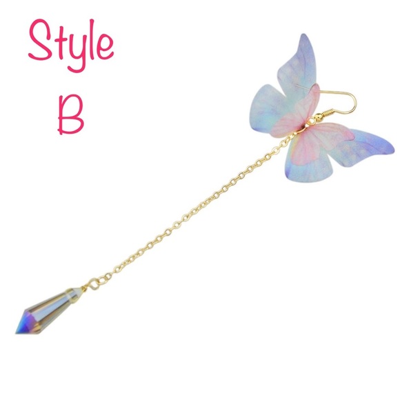 Delicate Butterfly Dangle Earrings Pair - Picture 4 of 8